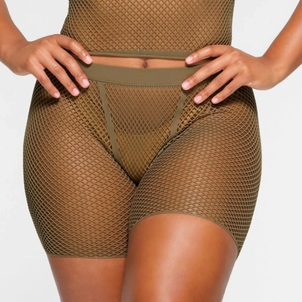 🌷skims 2 piece set army warp knit bra and shorts